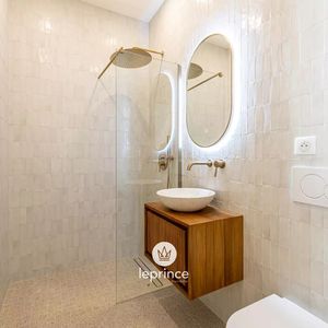 Property in Old Town