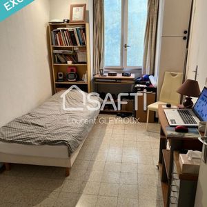 Property in Old Town