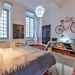 Property in Old Town