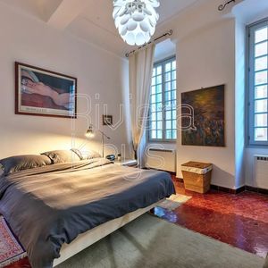 Property in Old Town