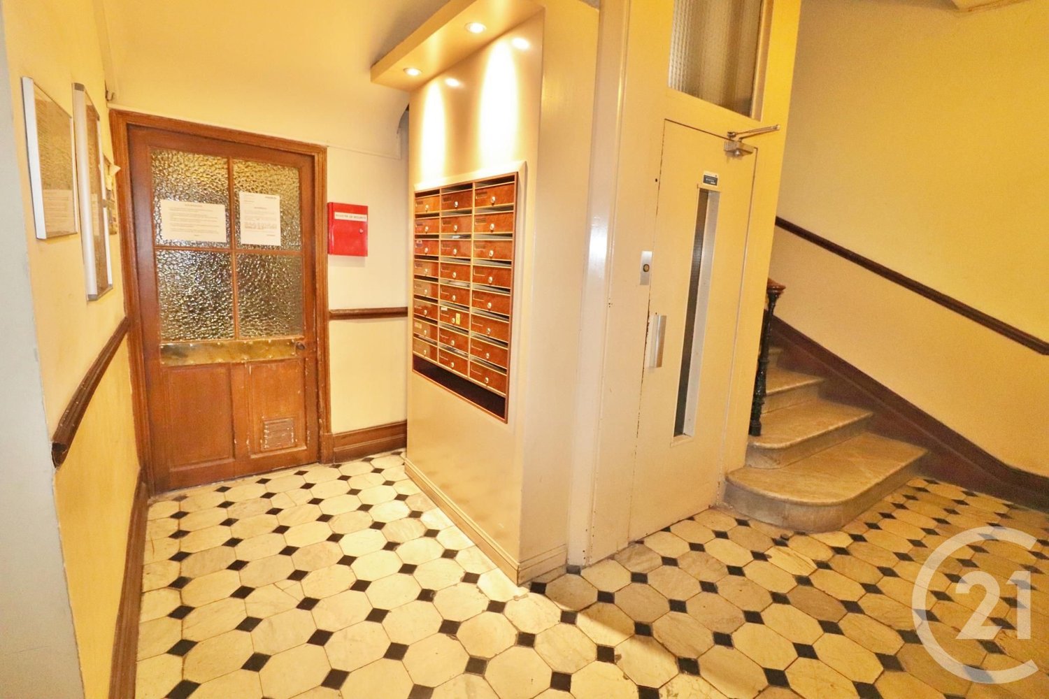 Property photo in Port