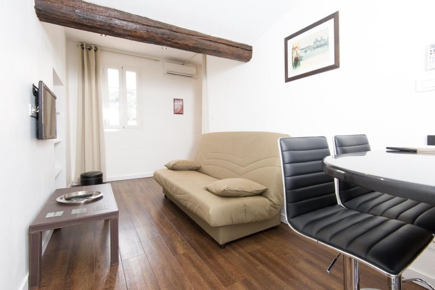 Property photo in Port