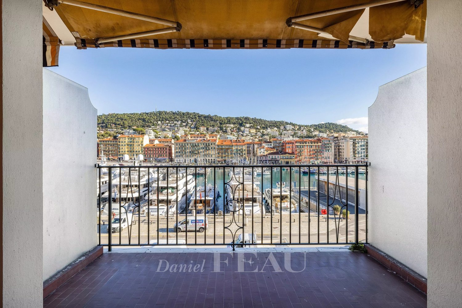 Property photo in Port