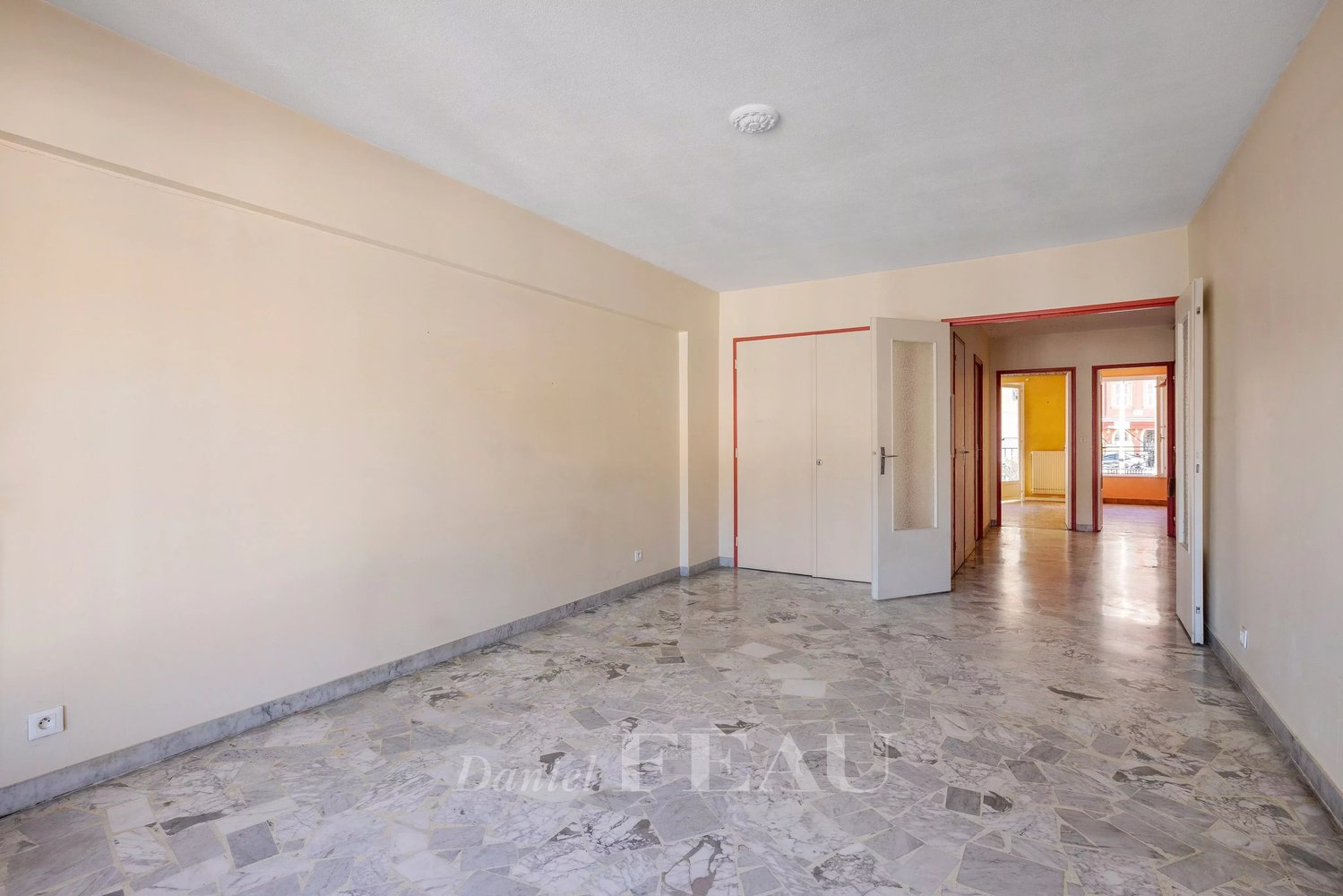 Property photo in Port