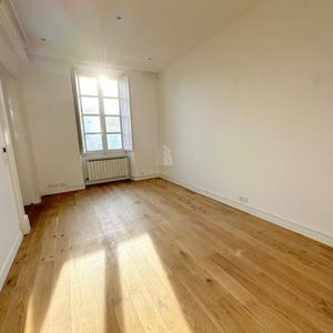 Property in Carre d'Argent