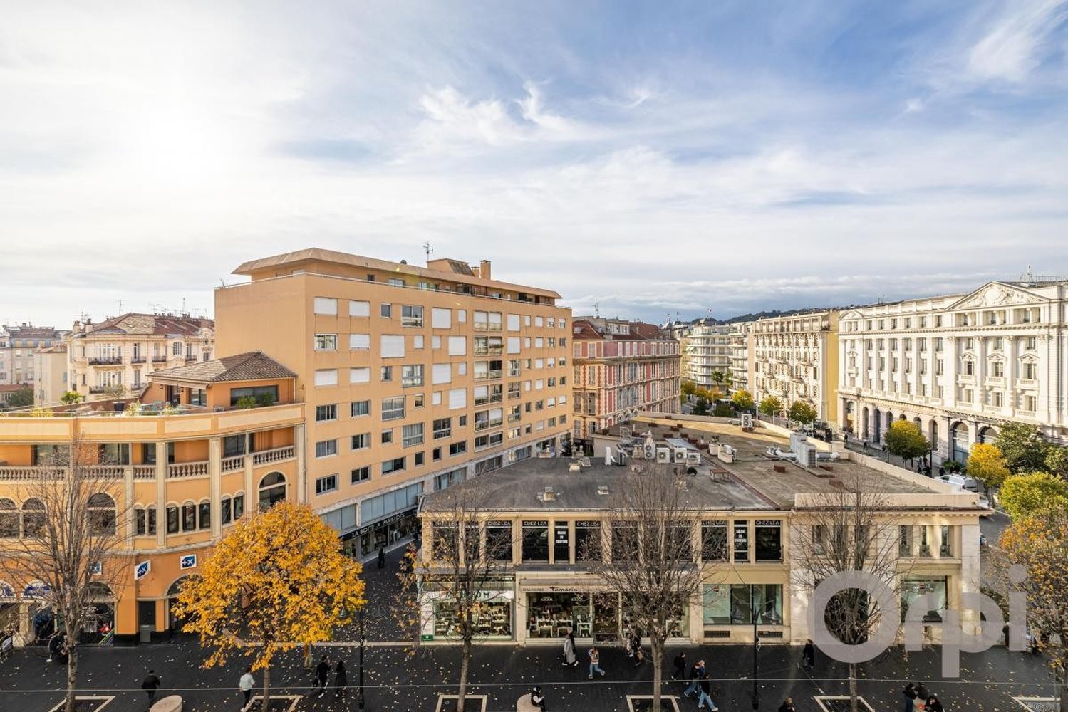 Property photo in Carre d'Argent