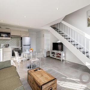 Property in Carre d'Argent