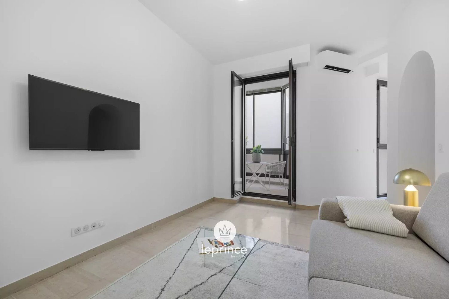 Property photo in Carre d'Argent