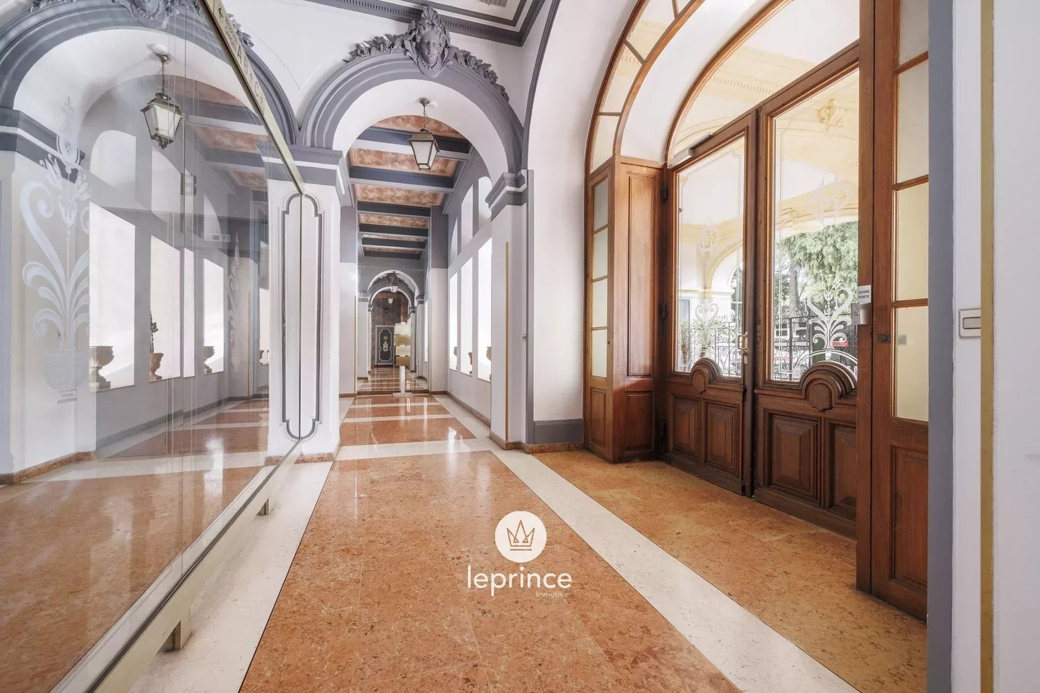 Property photo in Carre d'Argent