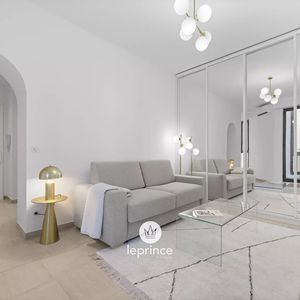 Property in Carre d'Argent