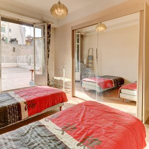 Property in Carre d'Argent