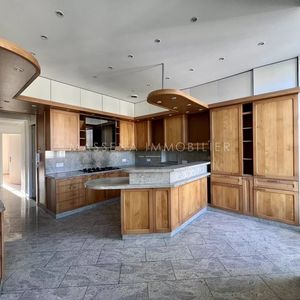 Property in Carre d'Argent