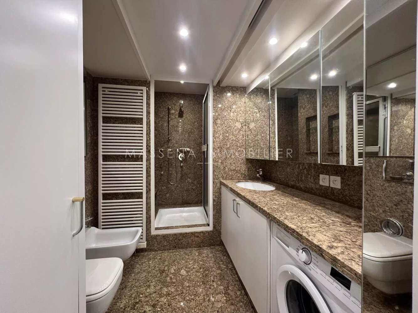 Property photo in Carre d'Argent