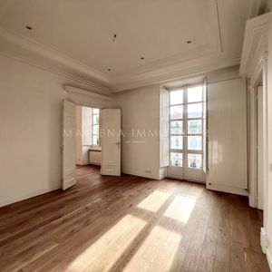 Property in Carre d'Argent