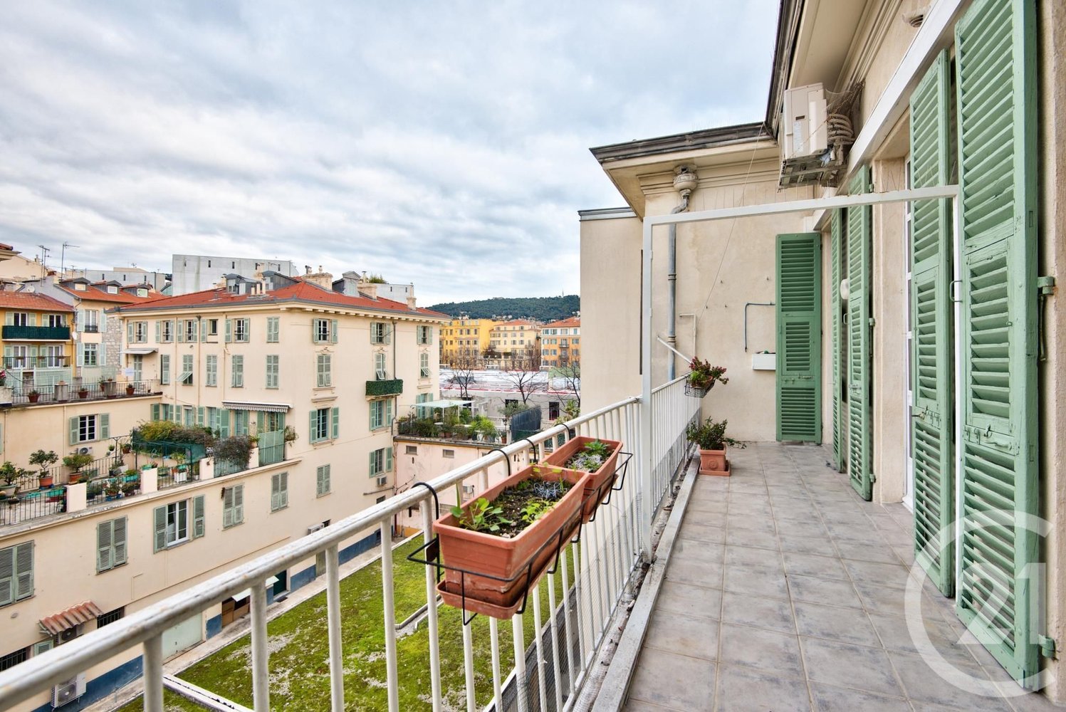 Property photo in Carre d'Argent