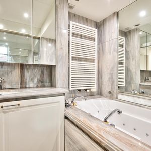 Property in Carre d'Argent