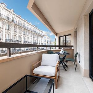 Property in Carre d'Argent