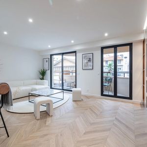 Property in Carre d'Argent