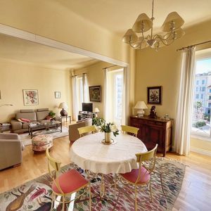 Property in Carre d'Argent