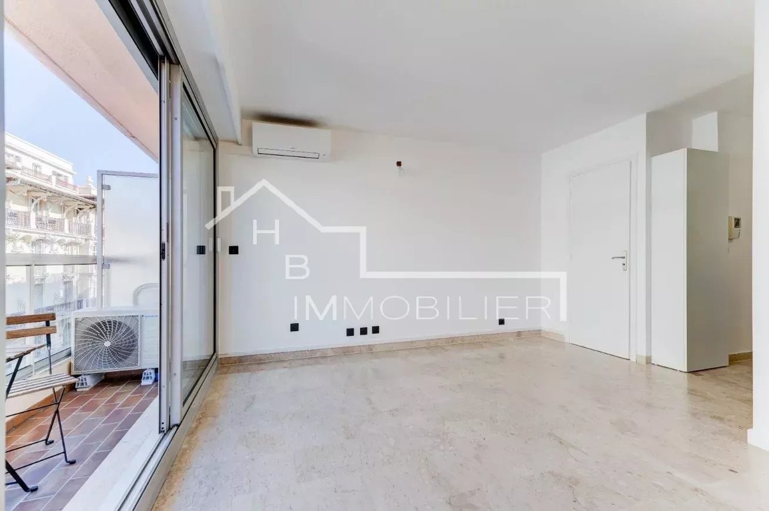 Property photo in Carre d'Argent