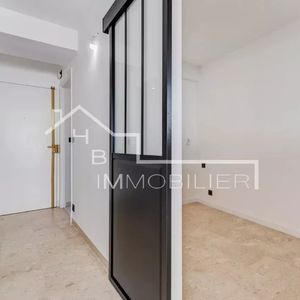 Property in Carre d'Argent