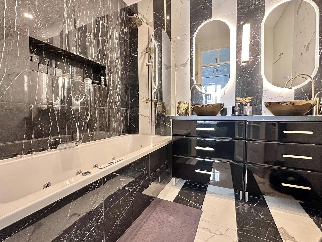 Property photo in Carre d'Argent