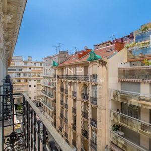 Property in Carre d'Argent