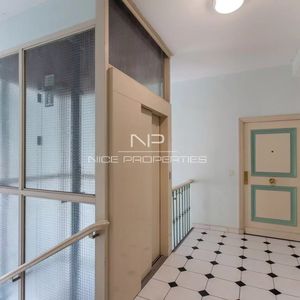 Property in Carre d'Argent