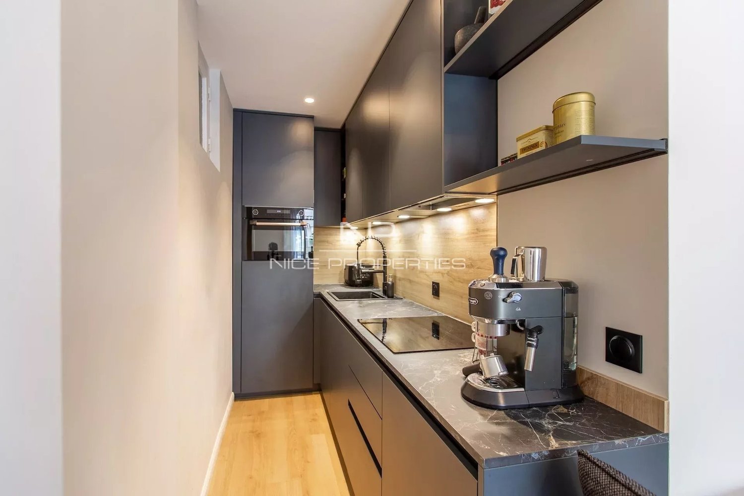 Property photo in Carre d'Argent