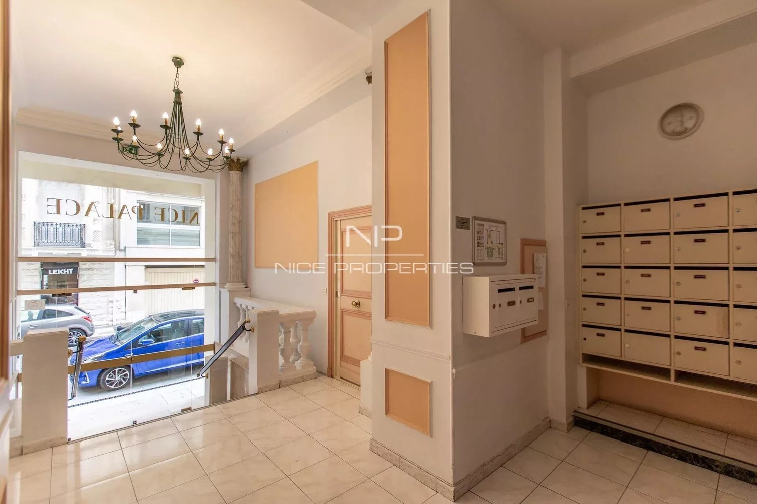 Property photo in Carre d'Argent