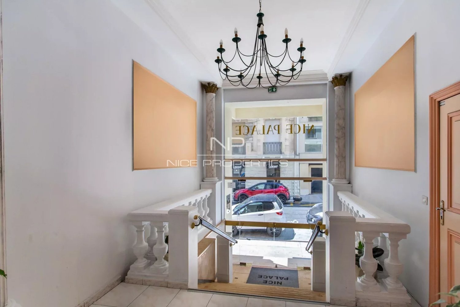 Property photo in Carre d'Argent