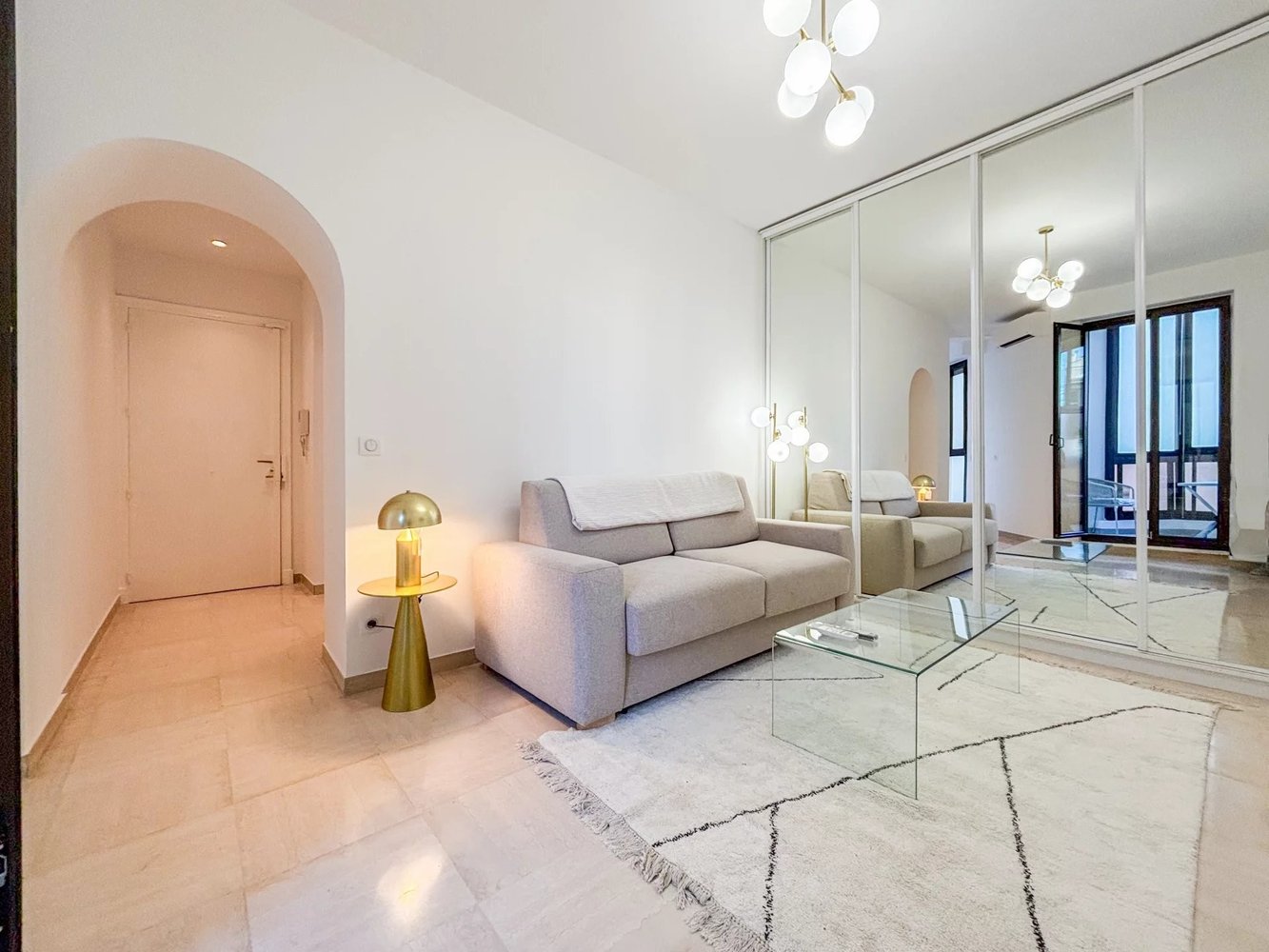 Property photo in Carre d'Argent