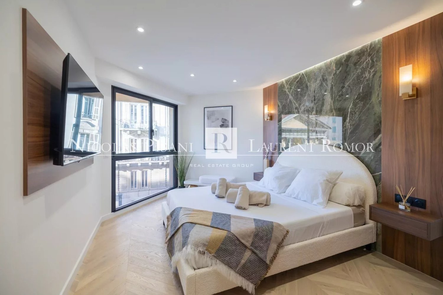 Property photo in Carre d'Argent