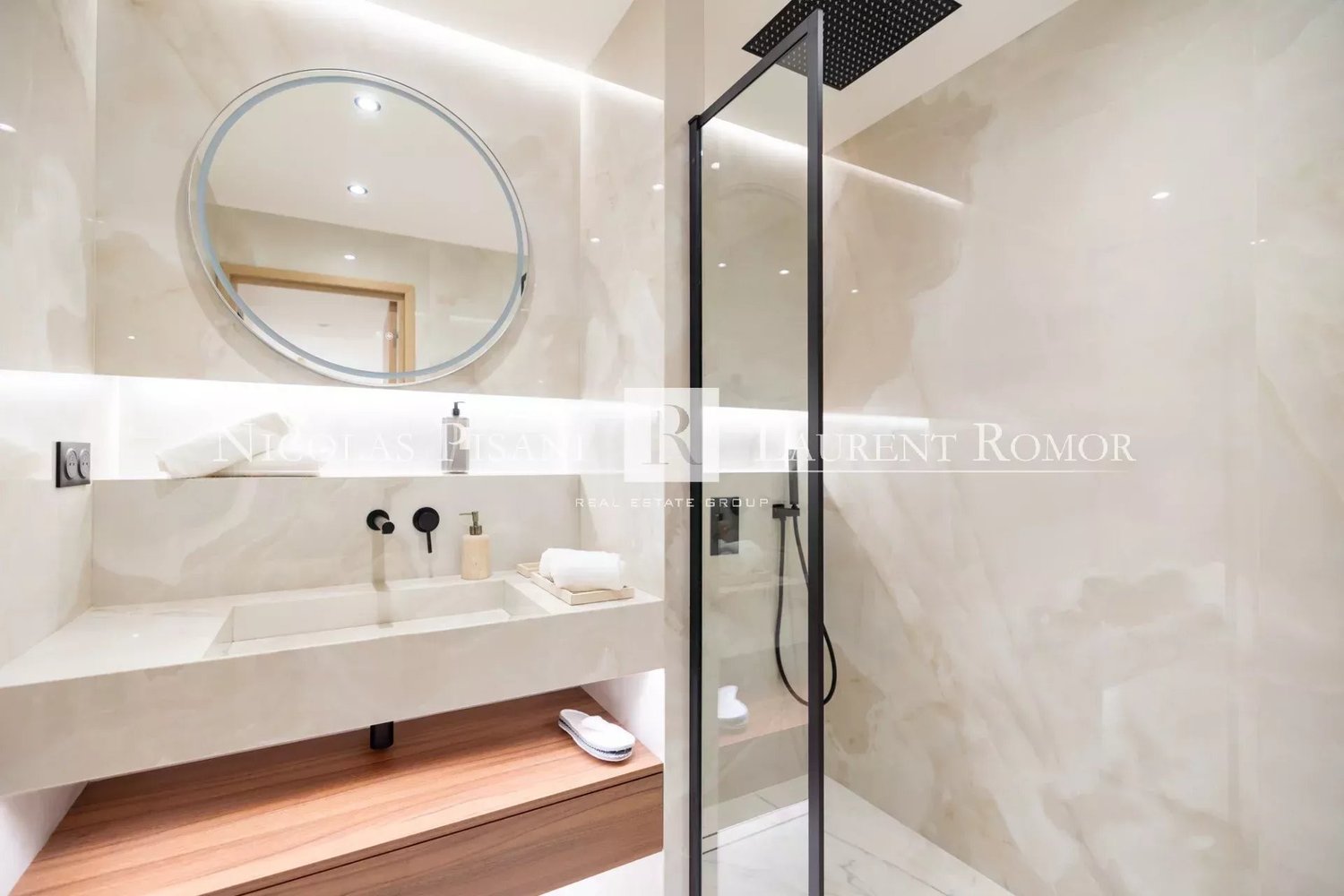 Property photo in Carre d'Argent