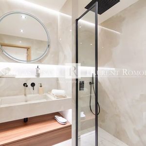 Property in Carre d'Argent