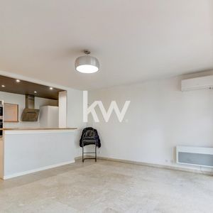 Property in Carre d'Argent