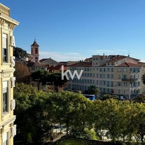 Property in Carre d'Argent