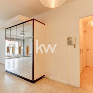 Property in Carre d'Argent