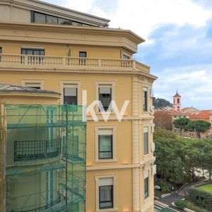 Property in Carre d'Argent