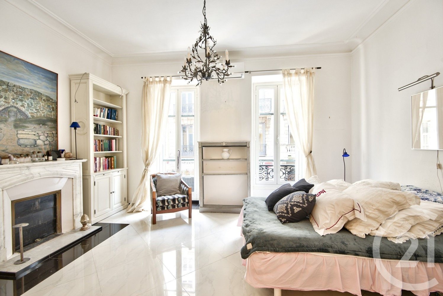 Property photo in Carre d'Argent