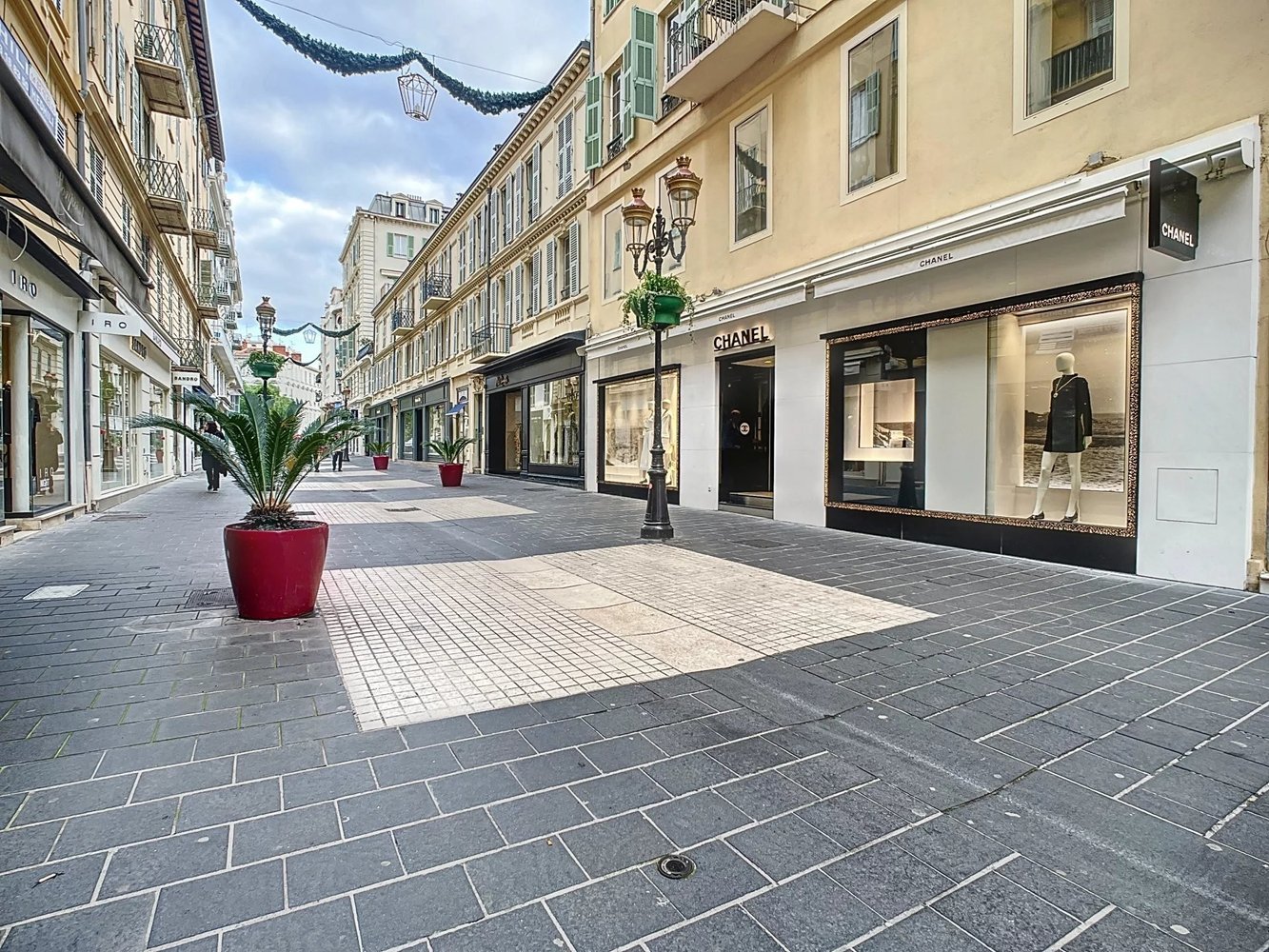 Property photo in Carre d'Argent