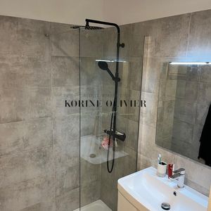 Property in Carre d'Argent