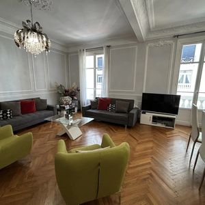 Property in Carre d'Or
