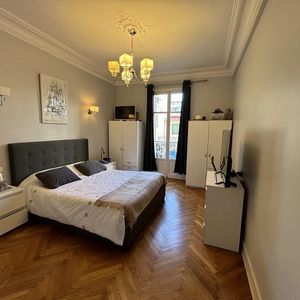 Property in Carre d'Or