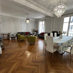 Property in Carre d'Or