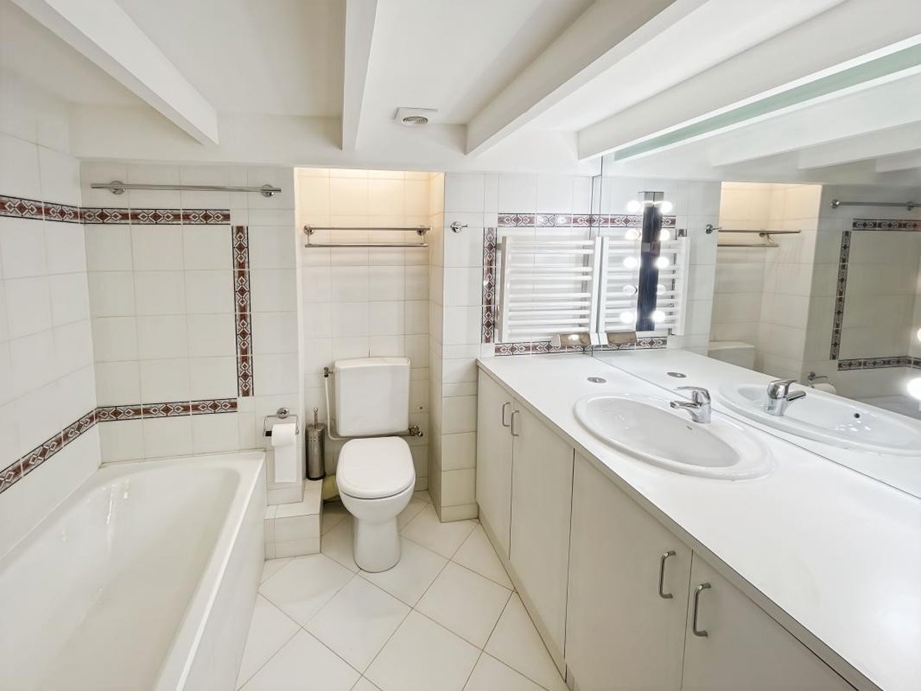 Property photo in Carre d'Or