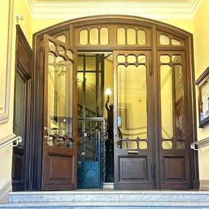 Property in Carre d'Or