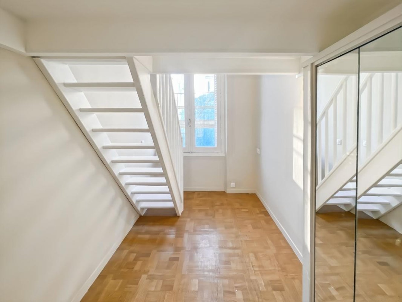 Property photo in Carre d'Or