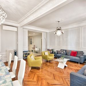 Property in Carre d'Or