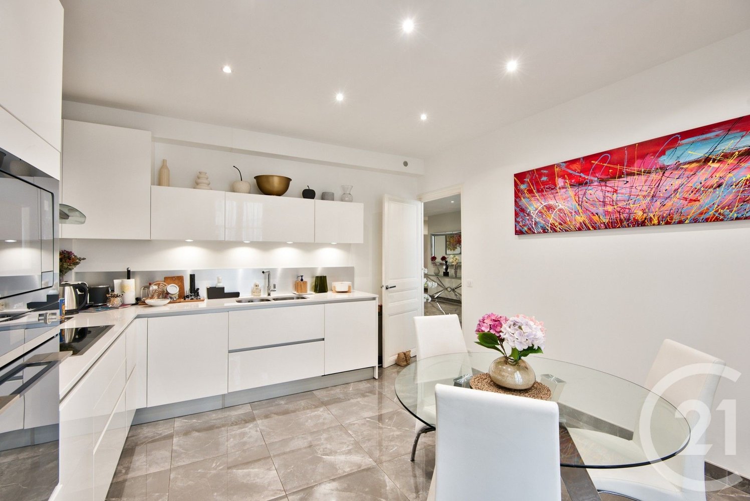 Property photo in Carre d'Or